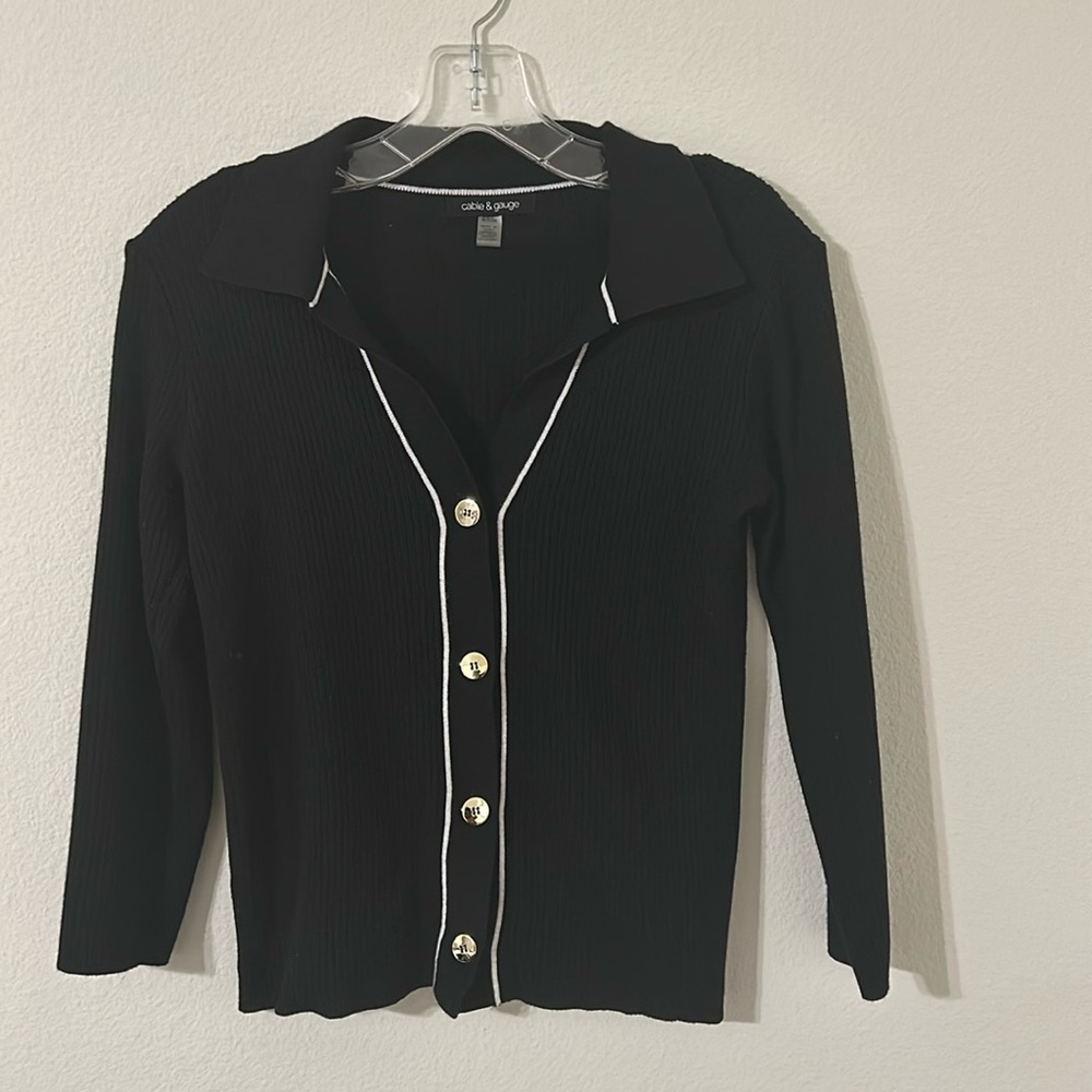 Women’s Cable And Gauge Cardigan Size Small